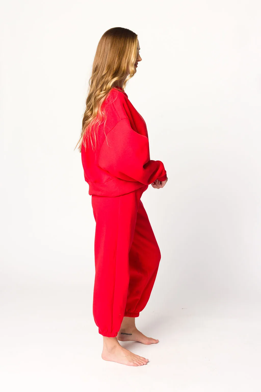 Comfy Cozy Sweatshirt and Sweatpants Set in Red