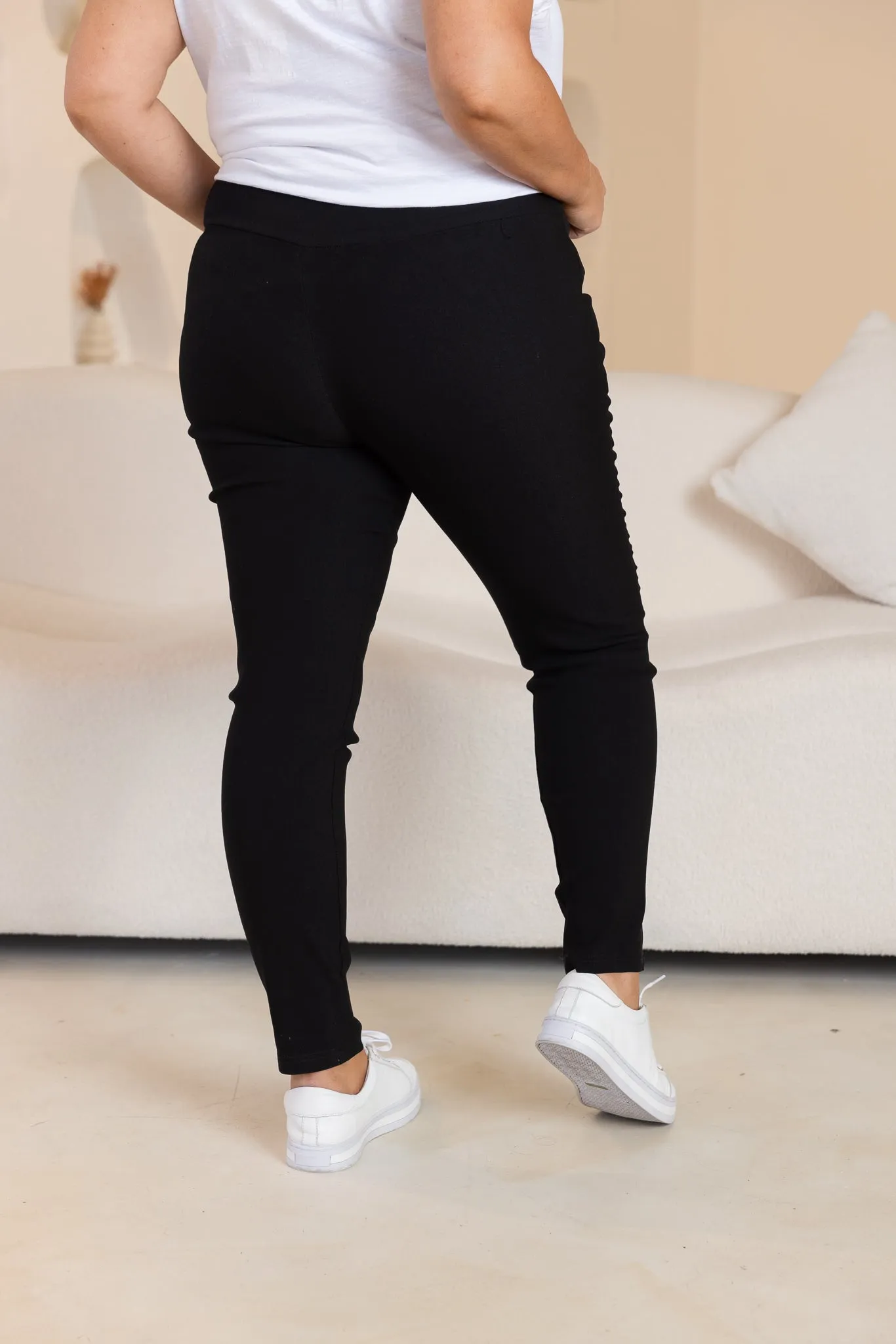 CONNIE PULL ON PANTS - Black