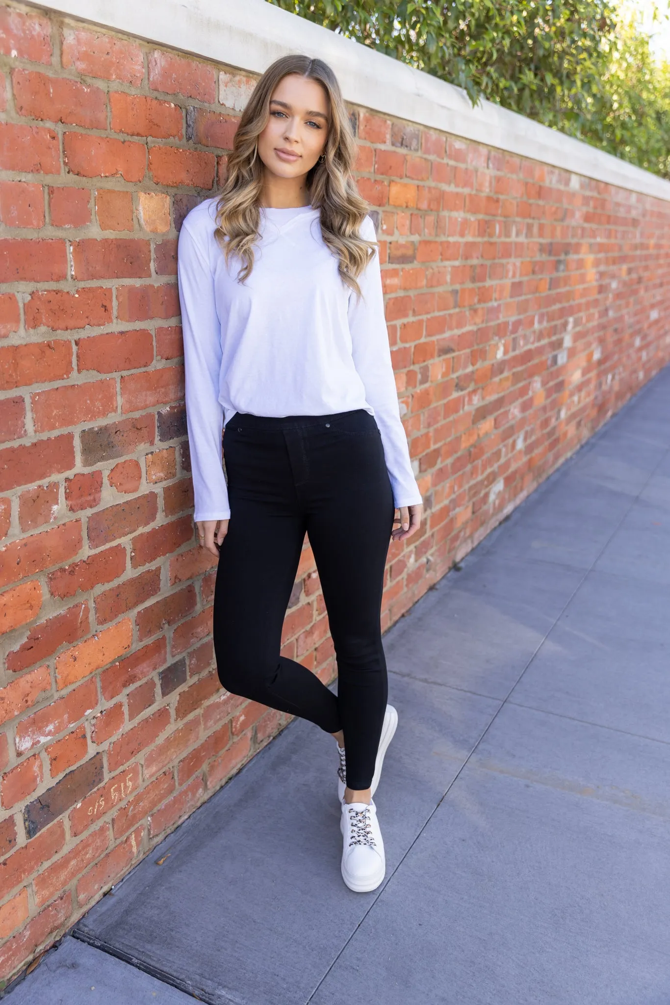 CONNIE PULL ON PANTS - Black