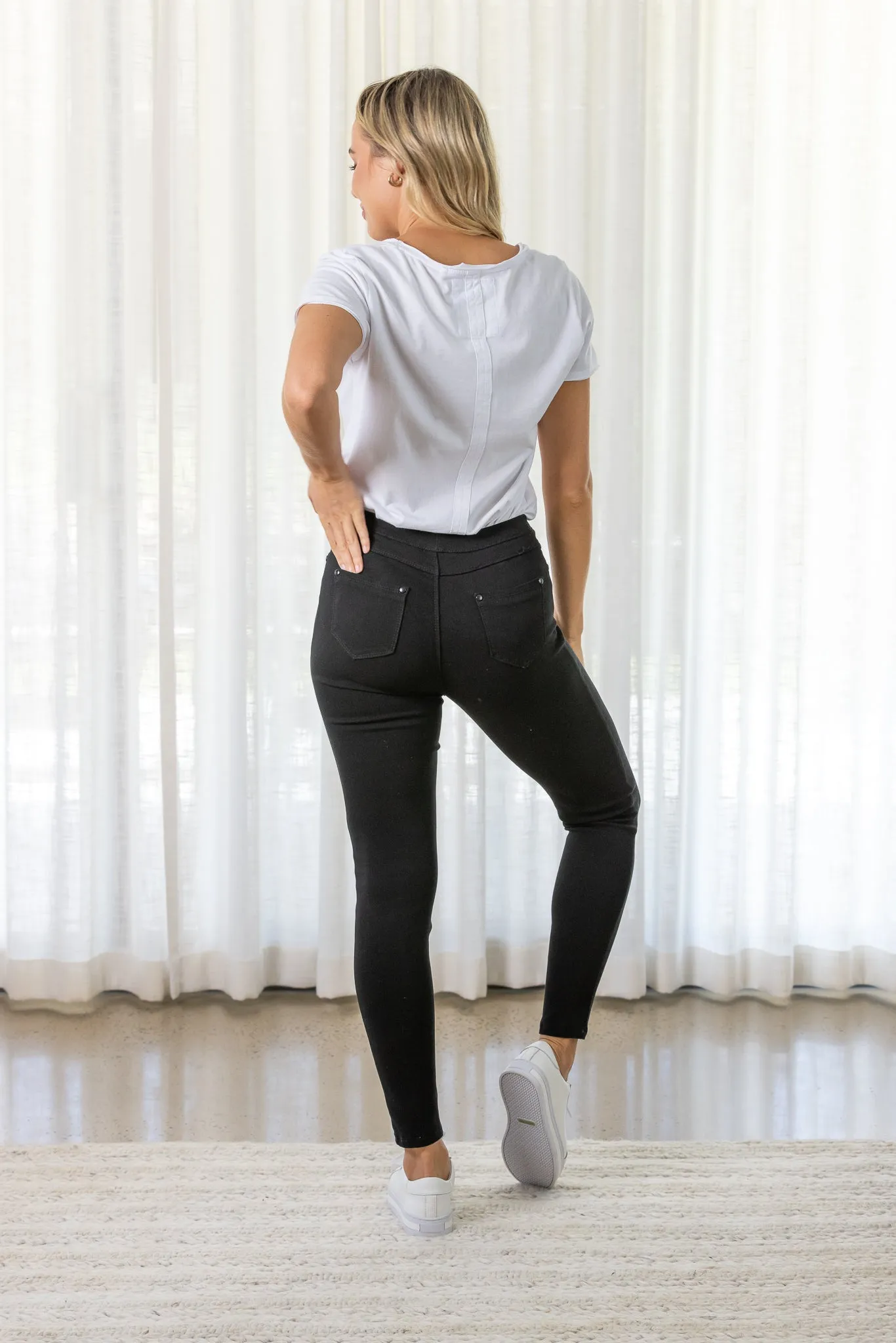 CONNIE PULL ON PANTS - Black