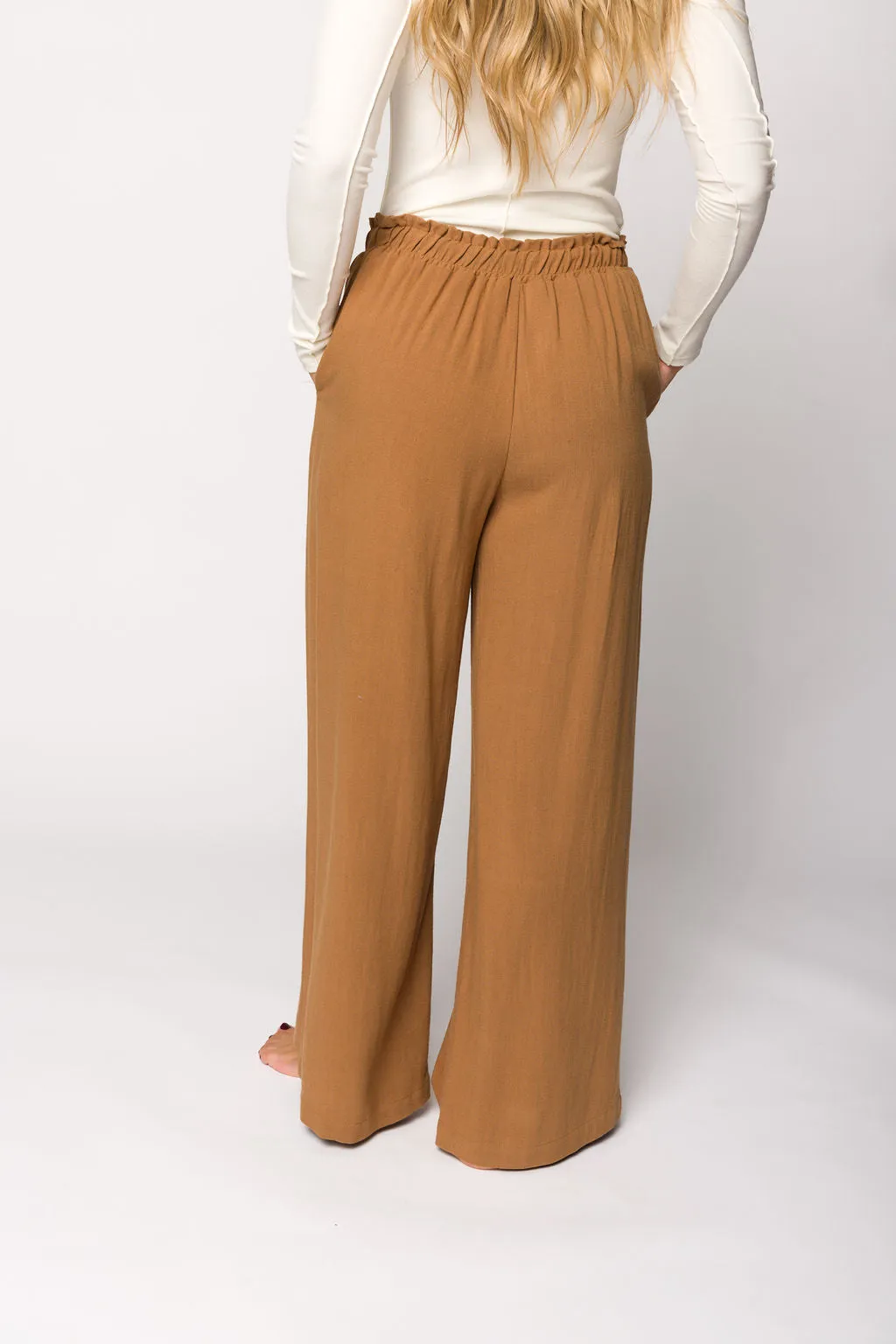 Cove Linen Pant in Desert Tan