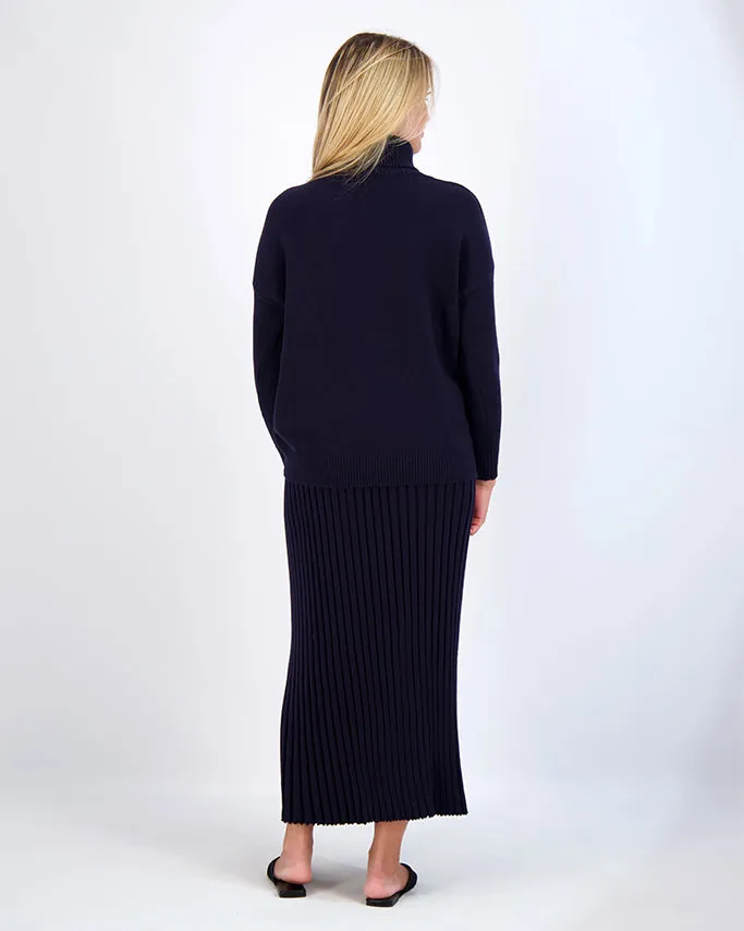 KNIT TURTLENECK-NAVY