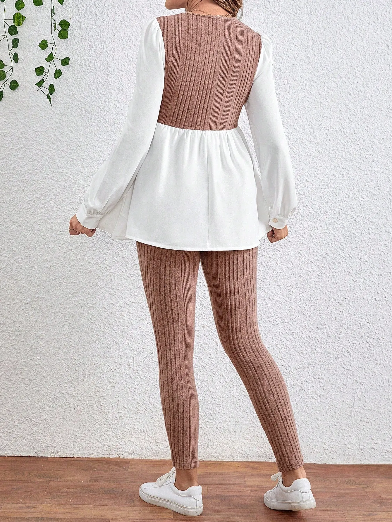 Maternity Colorblock Round Neck Long Sleeve Top And Pants Two Piece Set