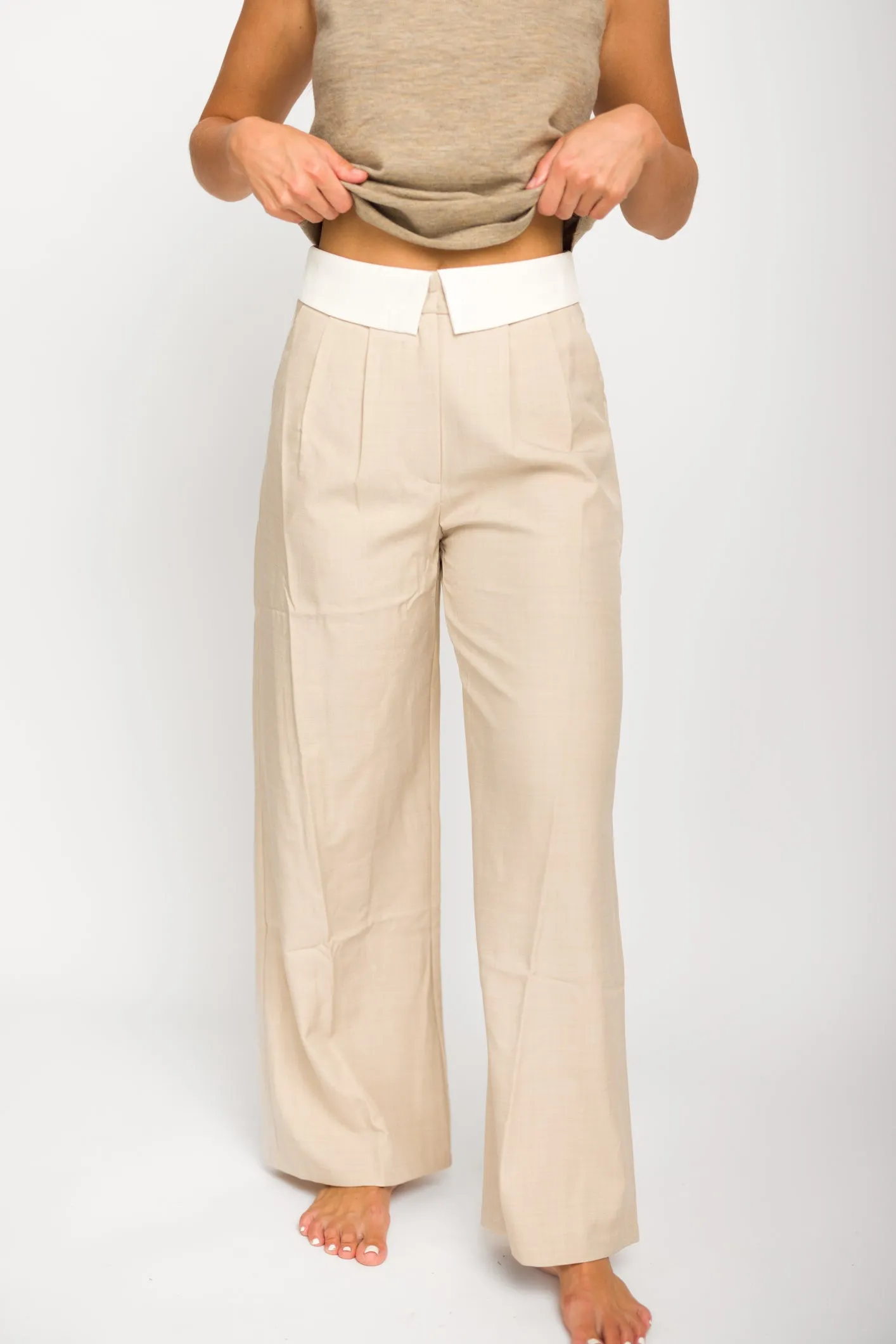 Penelope Tailored Trousers With Contrast Folded Waist in Taupe/Beige