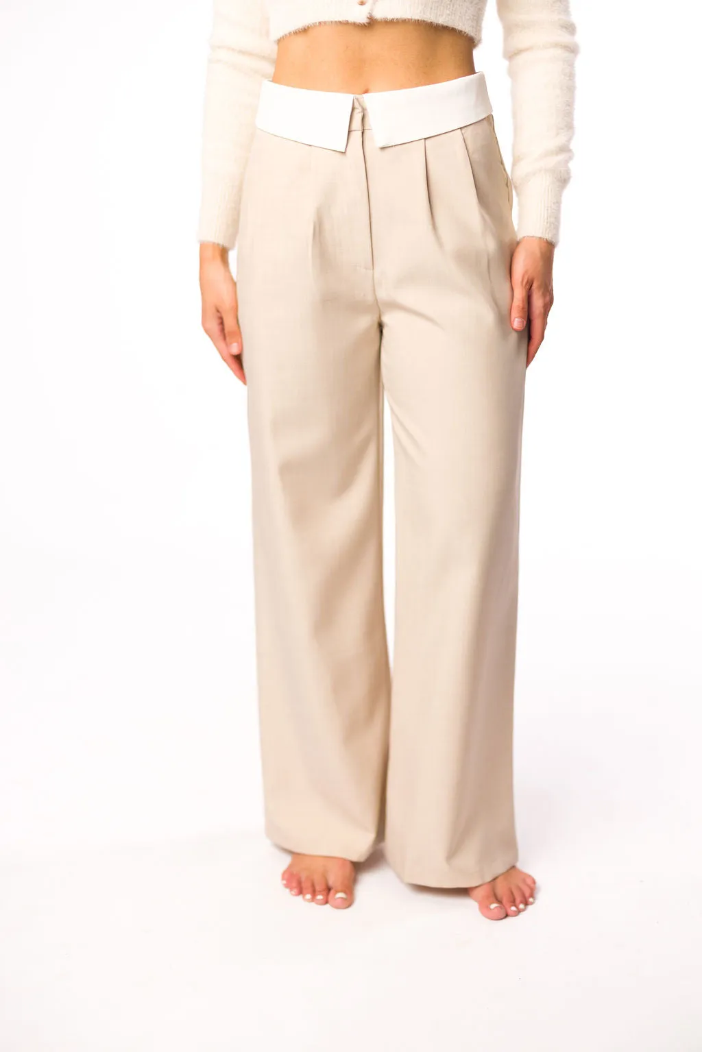 Penelope Tailored Trousers With Contrast Folded Waist in Taupe/Beige