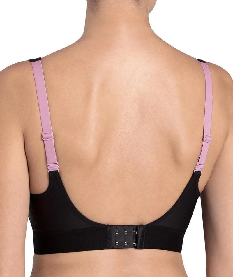 Triumph Triaction Extreme Lite Wire-free Sports Bra - Black