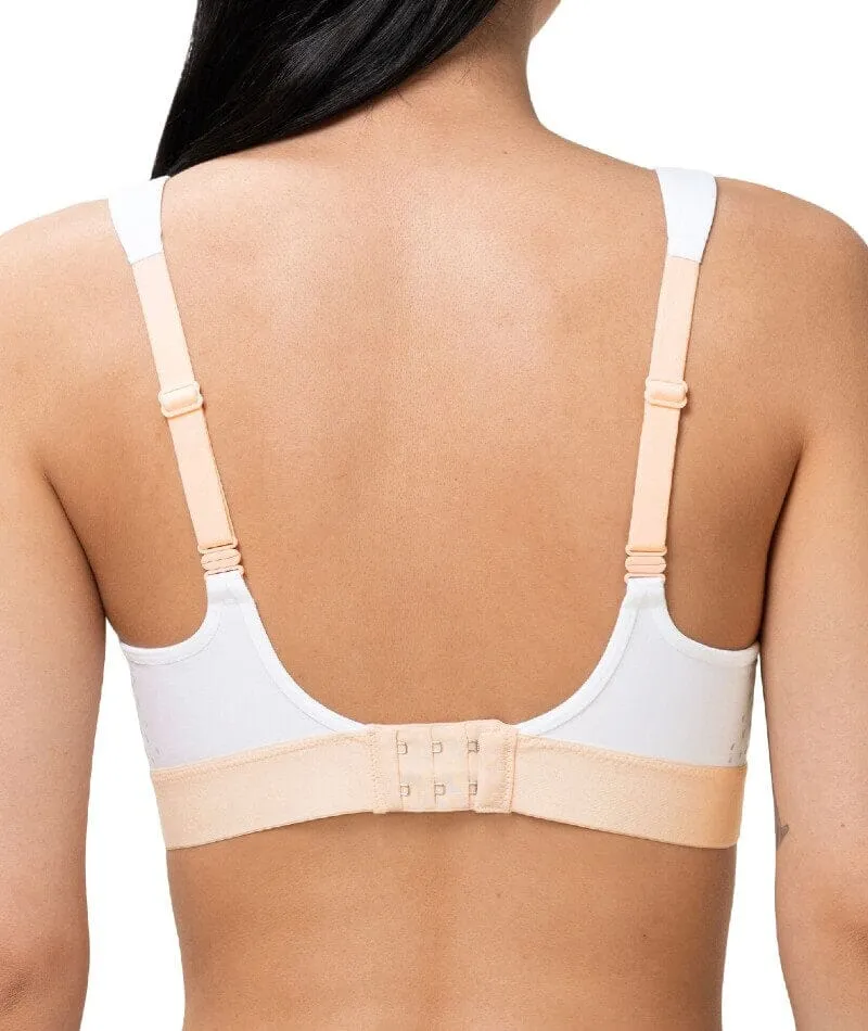 Triumph Triaction Extreme Lite Wire-free Sports Bra - White