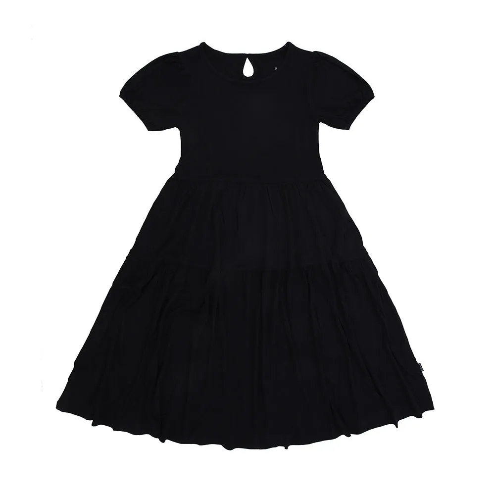 Women's Short Sleeve Tiered Dress - Raven